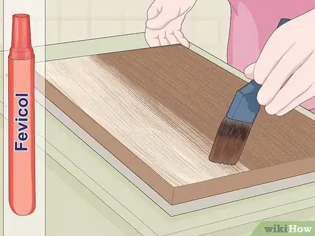Step 2 涂白乳胶。