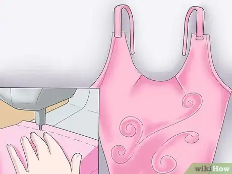 Step 6 将吊带与裙子上半身缝合。