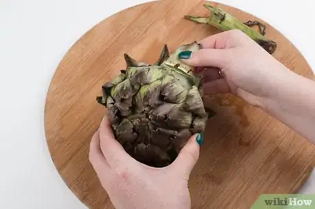 Step 4 去除外面的叶子。
