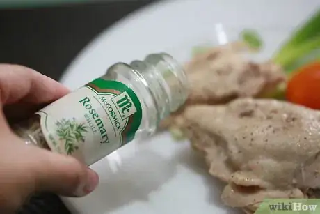 Step 5 用香料和香草做饭。