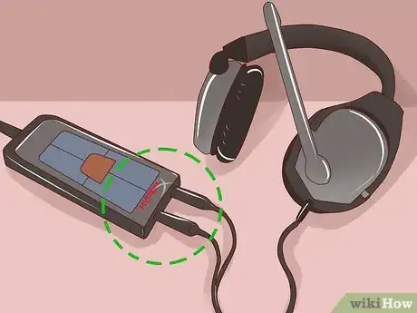 Connect a HyperX Cloud Headset Step 6.jpeg