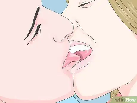 Step 2 舌头互相缠绕。