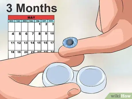 Step 3 保持隐形眼镜盒子清洁无菌。