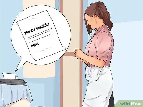 Step 2 在家里留些浪漫纸条给爱人惊喜。
