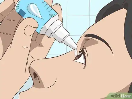 Step 1 用Visine（优能）或ClearEyes等普通滴眼液。