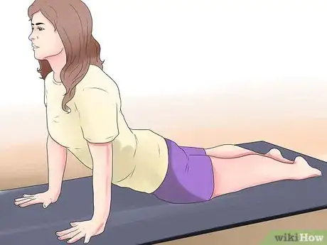 Step 1 上犬式体位练习。