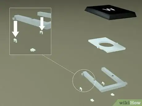 Step 2 注意U型部件旁边小扣的朝向。