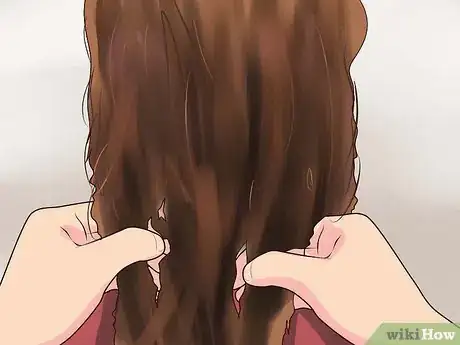Step 5 用手指将略微打结的地方捋开。