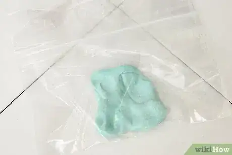 Step 4 存放在密封容器供日后使用。