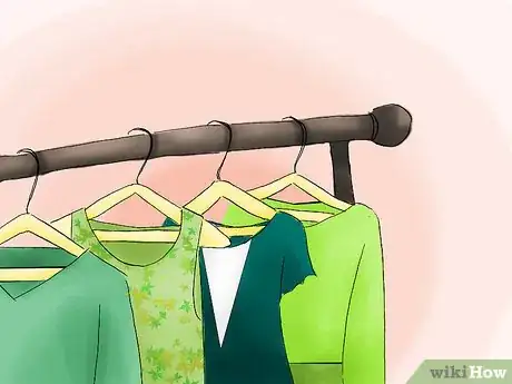 Step 5 整理衣服和私人物品。