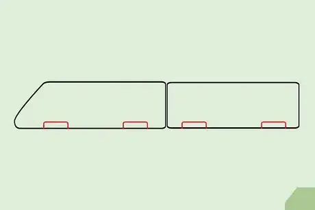 Step 3 在车身底部画几个小长方形。