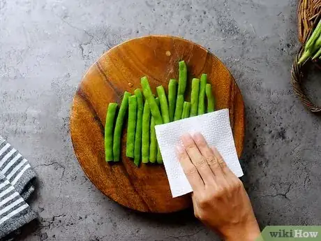 Step 1 豆子冷却后弄干。