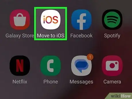 Step 7 在安卓手机打开“转移到iOS”应用，同意使用条款。