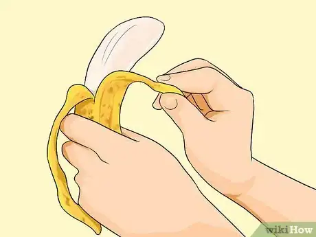 Step 3 准备香蕉皮。
