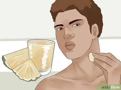 Step 4 涂抹菠萝汁。