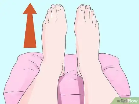 Step 2 抬腿抬手。