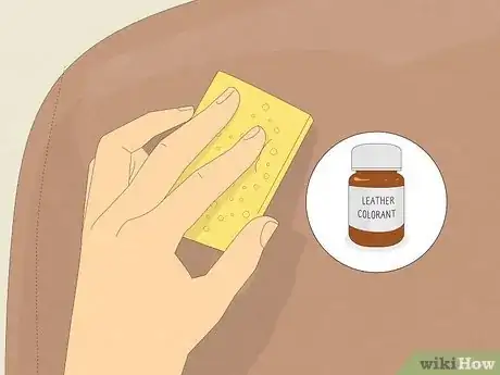 Step 4 使用颜色正确的皮革着色剂。