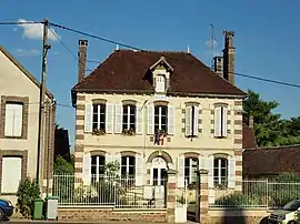 The town hall in Égleny