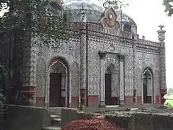 Three-domed Jame Masjid