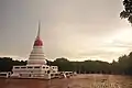 Phra Chedi Klang Nam (1)