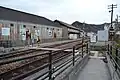 The level crossing linking the platforms in January 2016