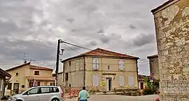 The town hall in Saint-Avit-Frandat