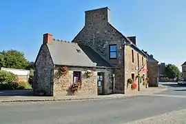 The town hall of Lanmodez