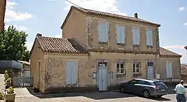 The town hall in Saint-Créac