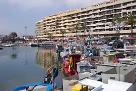 The harbour in Saint-Cyprien