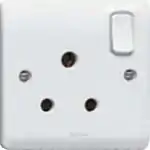 SANS 164-1 16 A (BS546 15 A) wall socket