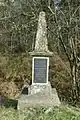 1940 memorial on road to Vernantes