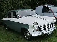 Standard Vanguard Six Saloon