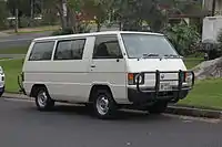 Mitsubishi L300 Express van (SB, Australia)