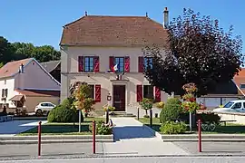 The town hall in Magny-Vernois