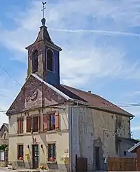 The town hall in Betoncourt-lès-Brotte