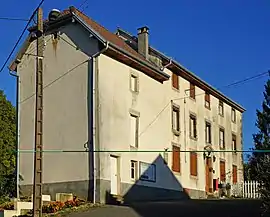 The town hall in Les Magny