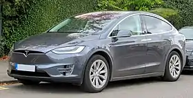 Tesla Model X.