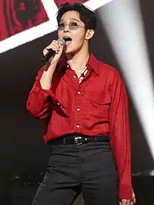 Nam performing at the 2018 Indiestance Final Concert