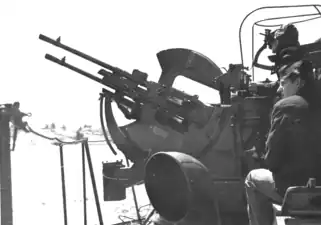 Swedish 20 mm akan m/38 (20/65 Breda in naval twin-mount) on the Italian built HSwMS Remus (28)