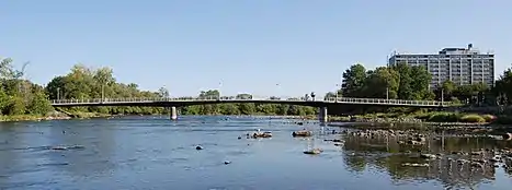 Adàwe Crossing looking south (upstream)