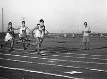 Finishing sprint of Adin Talbar to become national 800 meter champion in 1942