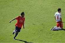 Pictureof Adrián Fernánez celebrating after scoring a goal against Argentinos Juniors