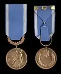 Current Aeronautical Virtue Medal, 3rd Class. Military personnel (obverse); civilians (reverse).