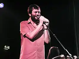 Aidan Moffat with Arab Strap at Liverpool Academy, 19 May 2004