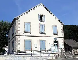 The town hall in Amage