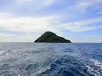 Approaching Gato Islet