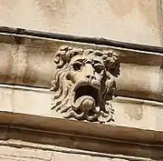 Assézat: lion mufles / gargoyle.