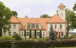 Auči manor house