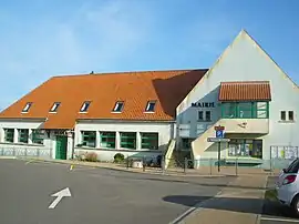 The town hall and school of Audinghen