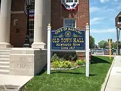 Town of Babylon - Old Town Hall (1917)